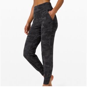 lululemon Align High-Rise Jogger
Regular